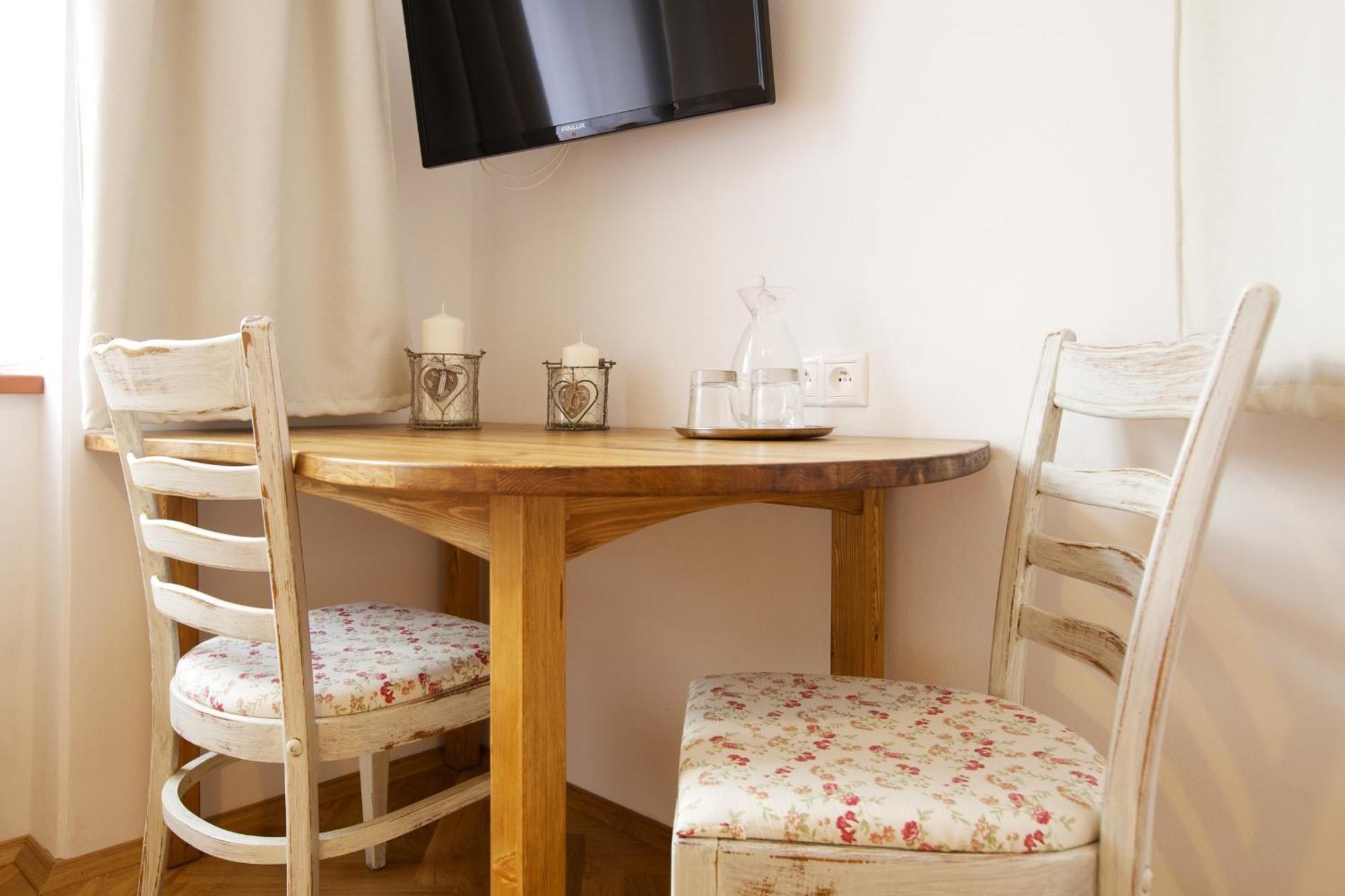Wellness Penzion U Muzea Liberec Quarto foto
